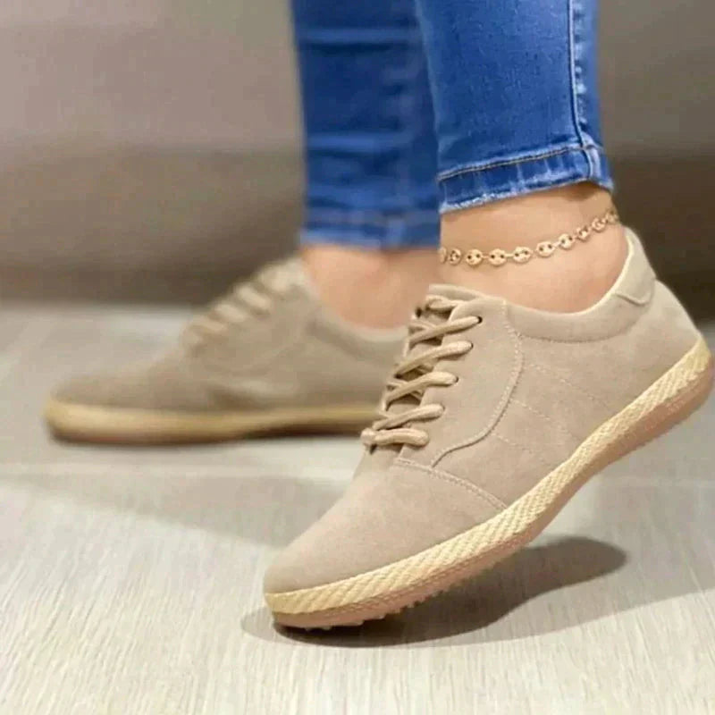 Leonie | Women’s Suede Flat Shoes with Lace Up