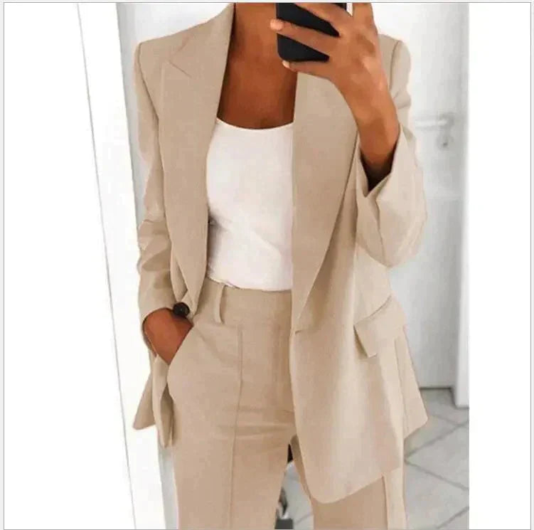 Aveline | Women's Tailored Blazer and Trousers Set